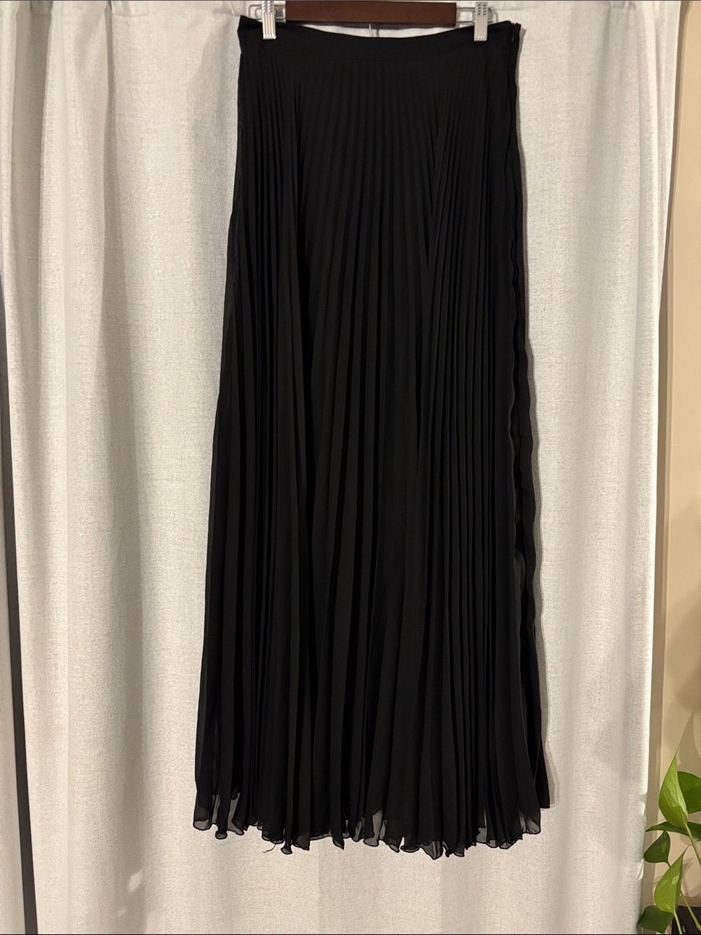 Lulu's Black Pleated Maxi Skirt TALL GIRL APPROVED